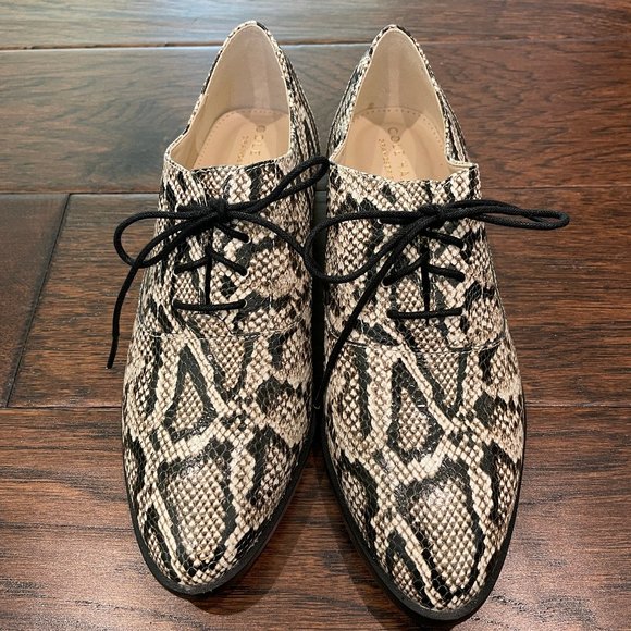 Like New Cole Haan - Modern Classics Oxford - Python Leather Print Size 5 - Picture 2 of 8